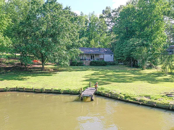 946 Old Oak Tree Rd, Waterloo, SC 29384