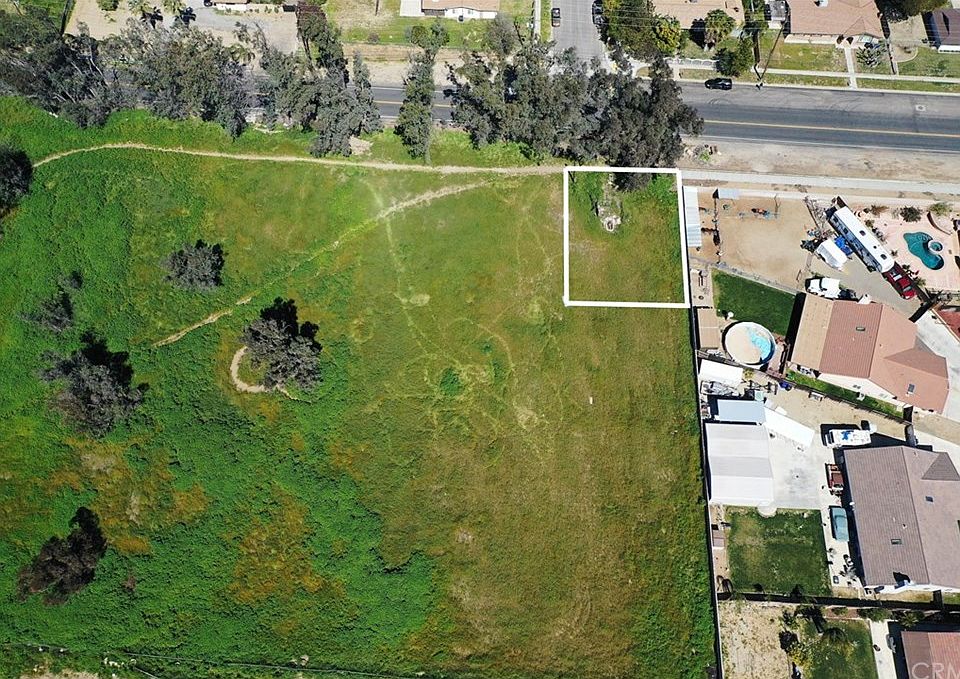 1st image of 19049 Jurupa Ave