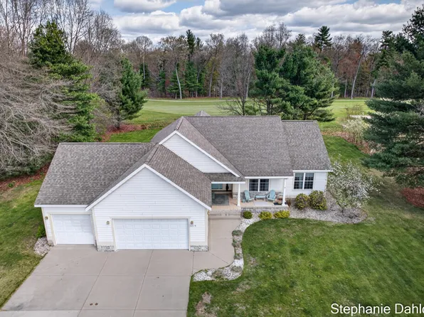 3878 Darcliff Ln, Twin Lake, MI 49457