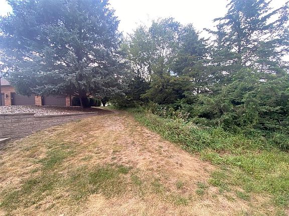 2nd image of 5180 Panorama Dr
