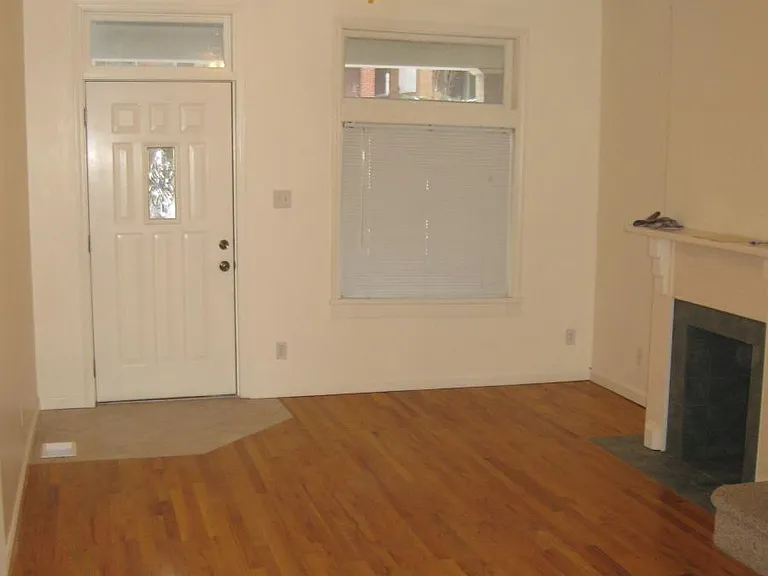 522 Lloyd St — Photo 1