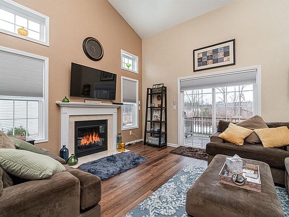 4th image of 17A Pointe West Dr #A