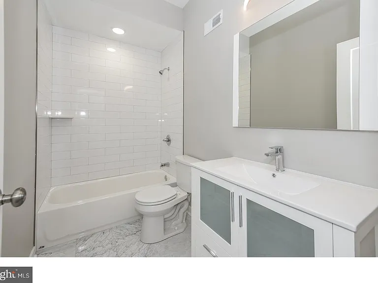 1735 Brandywine St #2 — Photo 16