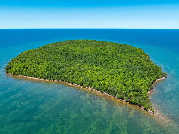 Wood Is, Munising, MI 49862