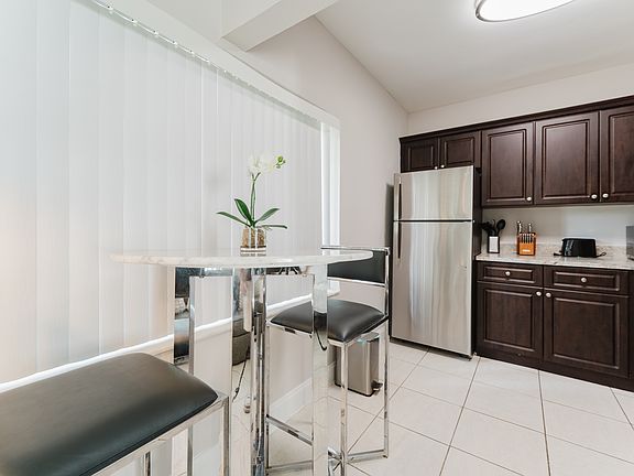 2nd image of 201 S Ocean Blvd APT 2
