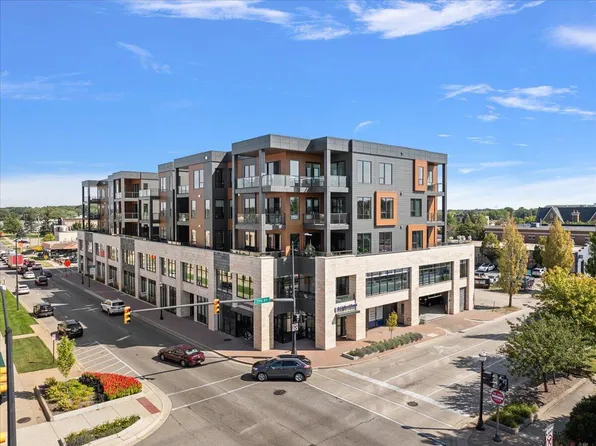 159 S River Ave #405, Holland, MI 49423