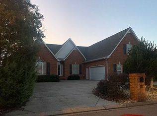 2954 Runnymeade Dr, Murfreesboro, TN 37127
