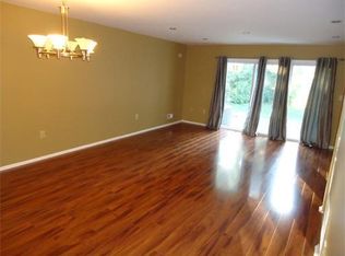 63 Goodwin Dr, North Brunswick, NJ