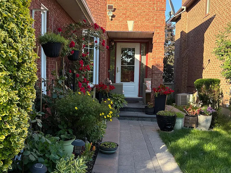 Clune Pl — Photo 8