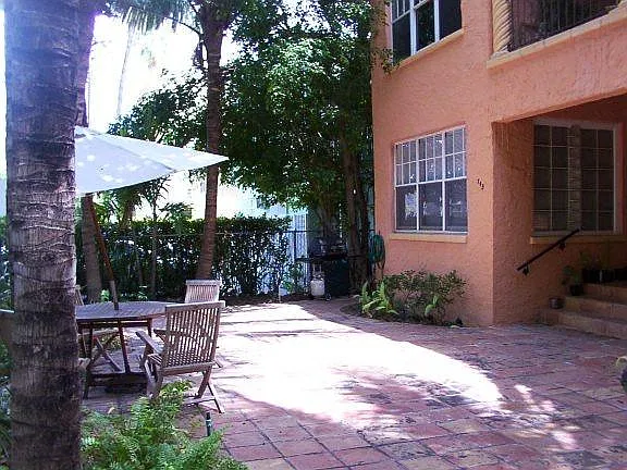 1 bed, 700 sqft, $1,695 — Photo 2