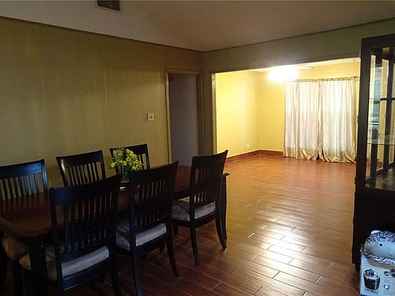 5th image of 1009 Briarwood St
