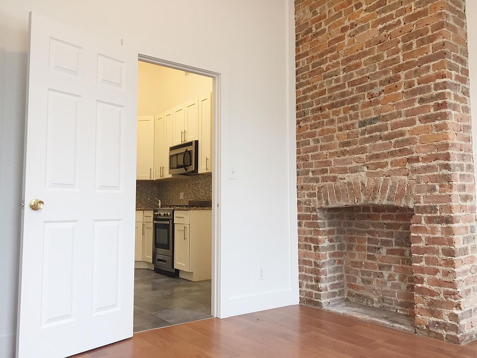 1st image of 290 Harman St APT 03RR