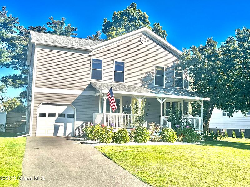 3rd image of 3317 Marie Street