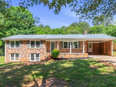 104 Doyle Dr, Seneca, SC, 29678