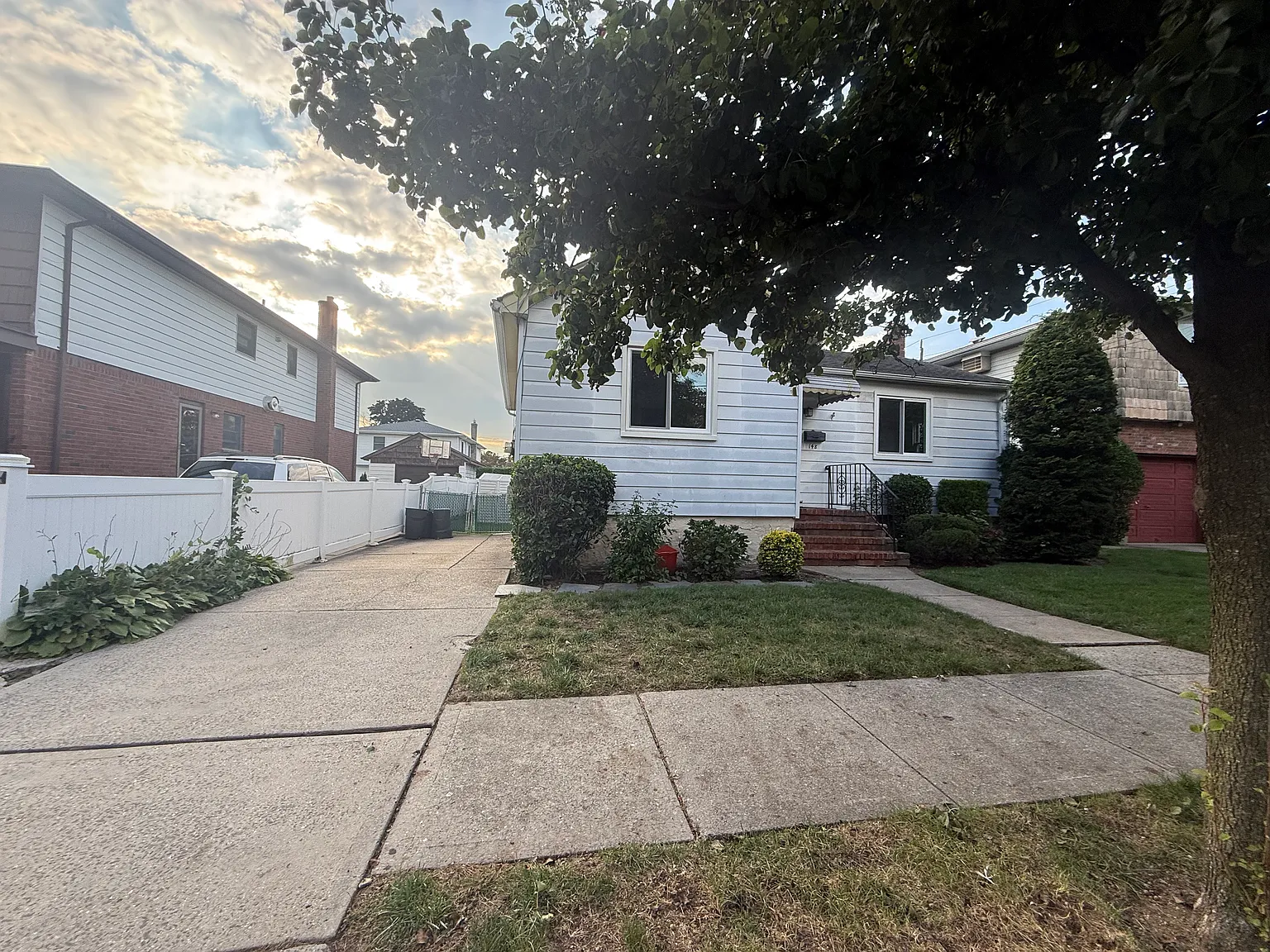 Litchfield Ave, Elmont — Photo 2