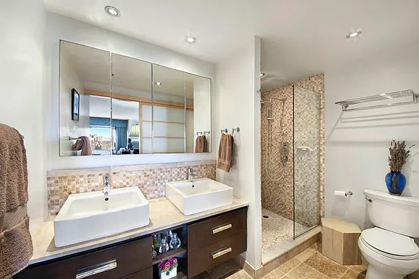 Sold by Town Residential | media 29