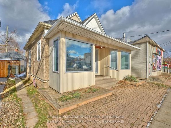 105 A Welland Ave, Saint Catharines, ON L2R 2N4