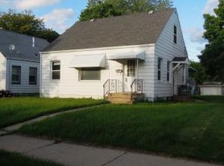 3224 S Burrell St, Milwaukee, WI 53207
