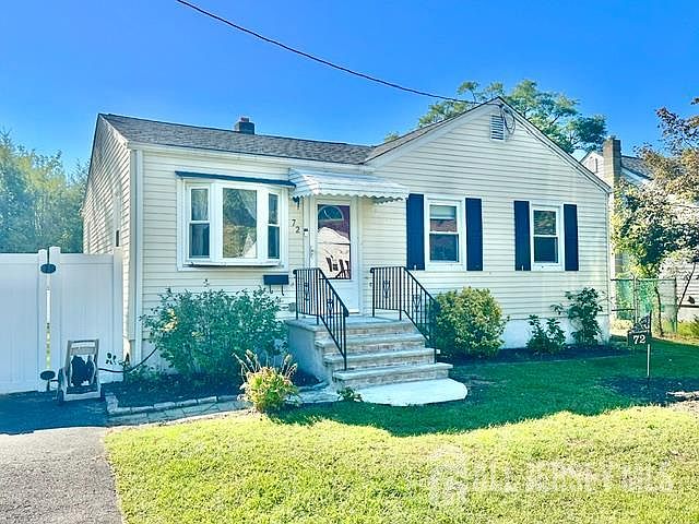 1st image of 72 Fernhead Ave