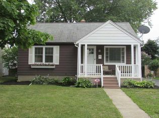 234 Willow St, Lockport, NY 14094