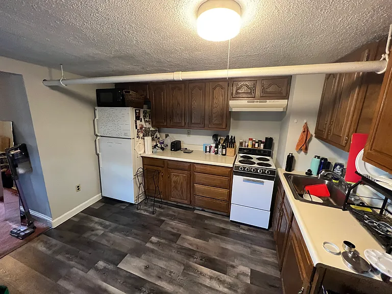 29 Cameron Ave #B — Photo 5