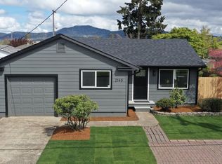 2140 J St, Springfield, OR 97477