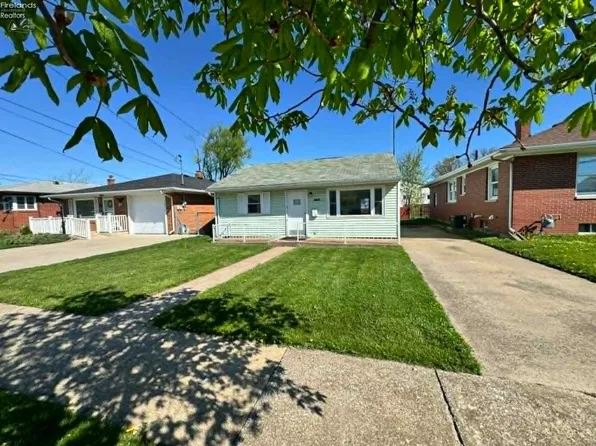 3313 W Monroe St, Sandusky, OH 44870