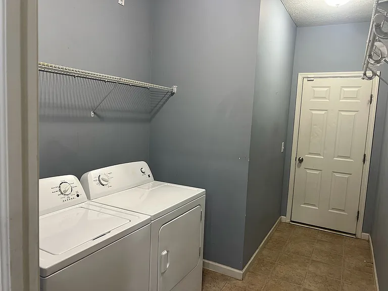 12135 Scoria Dr — Photo 20