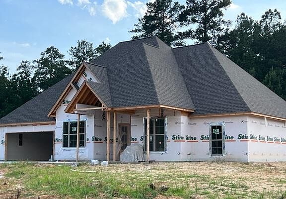 4th image of 145 Tracey Dr