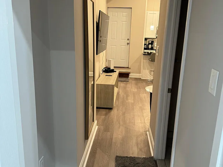 1826 Ridge Ave #1 — Photo 16