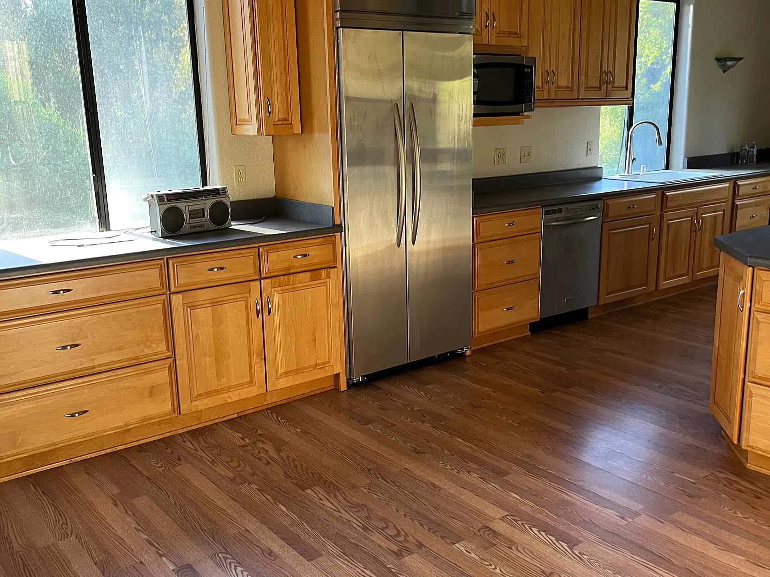 Studio, 750 sqft, $3,295 — Photo 4