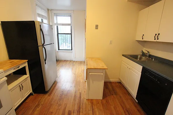 Rented by Bedford 6 Real Estate | media 3