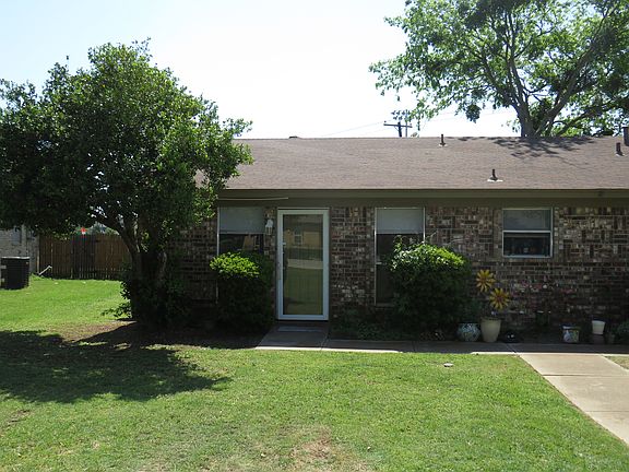 2nd image of 713 Pleasant Manor Ave