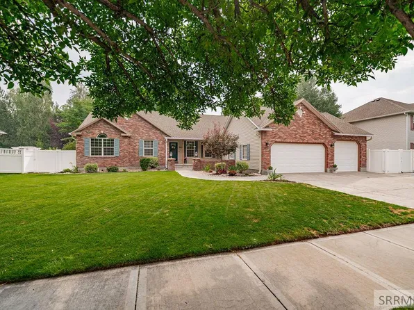 3803 Woodhaven Ln, Idaho Falls, ID 83404