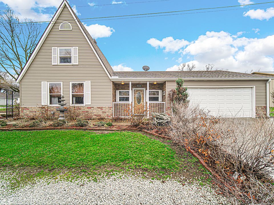 605 W Water St, Momence, IL 60954 Zillow