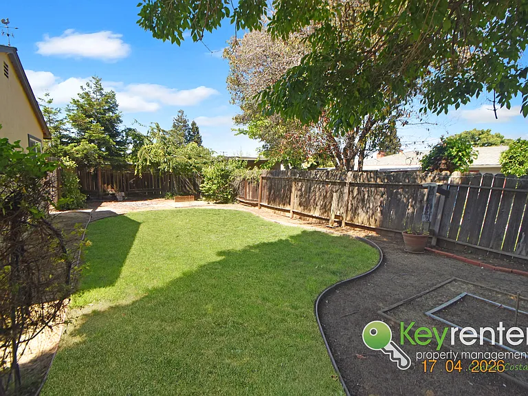 5127 Red Oak Dr — Photo 22