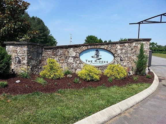 3rd image of 1905 Thunder Ridge Dr #76