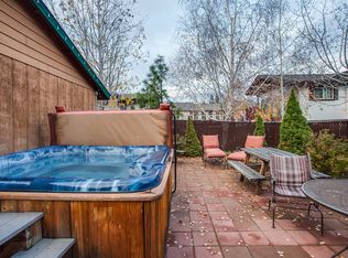 485 Alpine Pl APT 7, Leavenworth, WA 98826