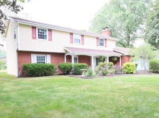 15615 Carriage Ln, Mishawaka, IN