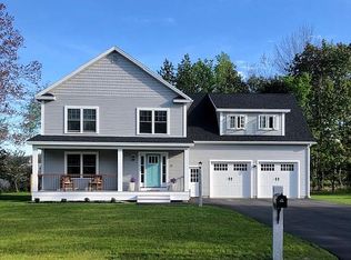 11 Stone Post Ln, North Yarmouth, ME 04097