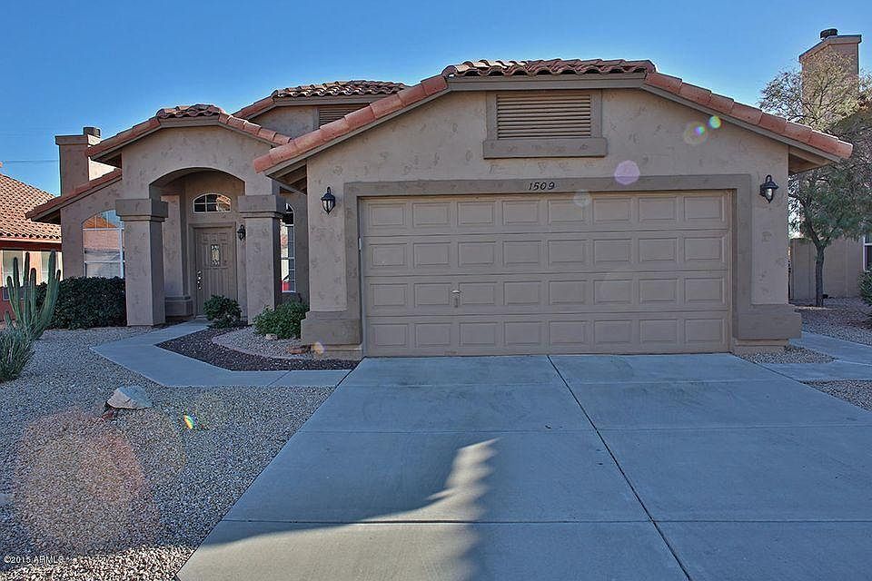 1st image of 1509 E Windsong Dr