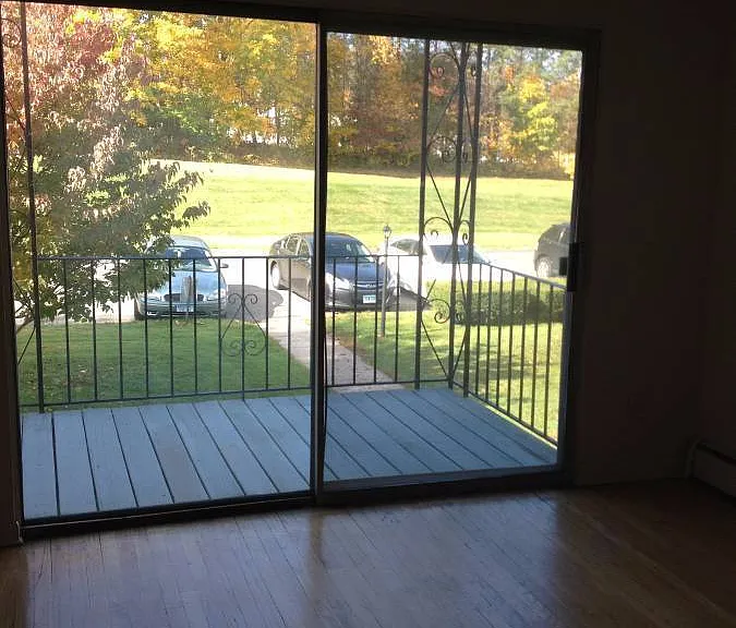 Pondview Apartments — Photo 13