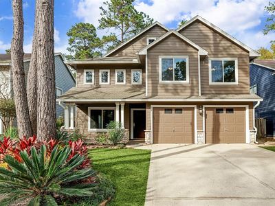 18 E New Avery Pl, The Woodlands, TX, 77382