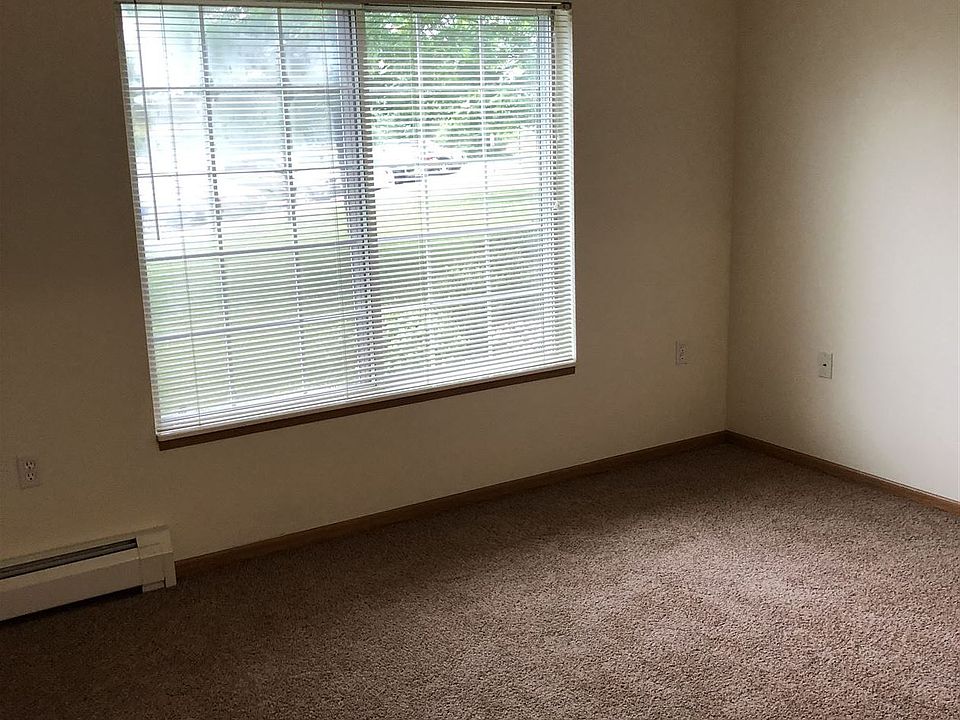 Waterford Park Apartments 4089 Medical Park Dr Watervliet, MI Zillow