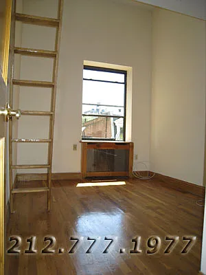 Rented by Sir Realty | media 14