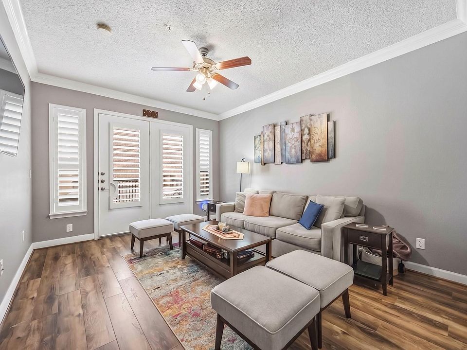 1st image of 2299 Lone Star Dr APT 327