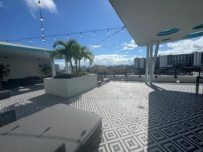 Roof top deck