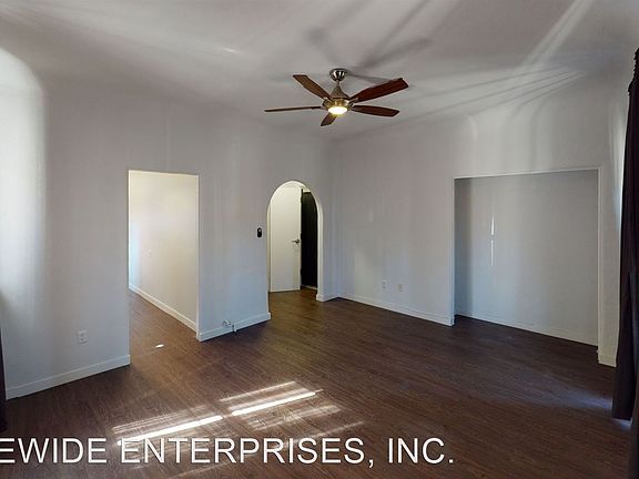 5th image of 1641 N Alexandria Ave APT 131