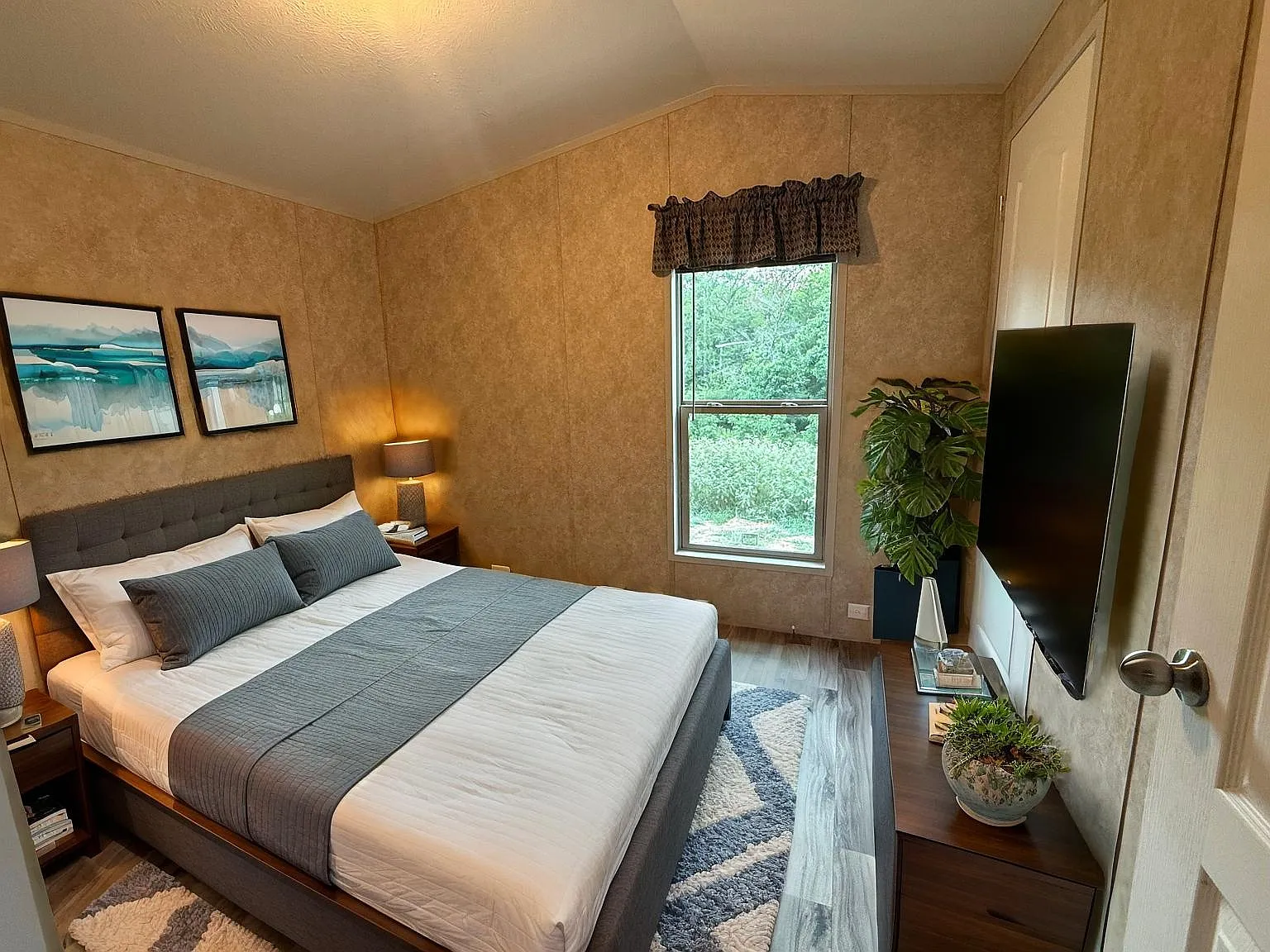 1 bed, 620 sqft, $949 — Photo 2