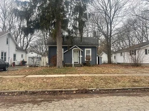 420 Prairie St, Charlotte, MI 48813